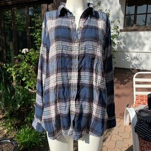 Soft plaid American Eagle shirt